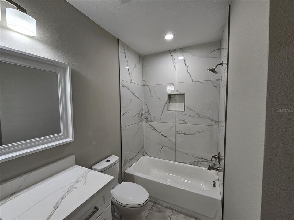 For Rent: $1,850 (3 beds, 2 baths, 1571 Square Feet)