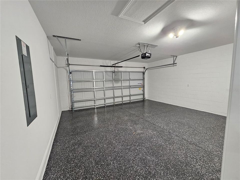 For Rent: $1,850 (3 beds, 2 baths, 1571 Square Feet)