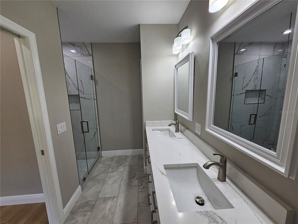 For Rent: $1,850 (3 beds, 2 baths, 1571 Square Feet)
