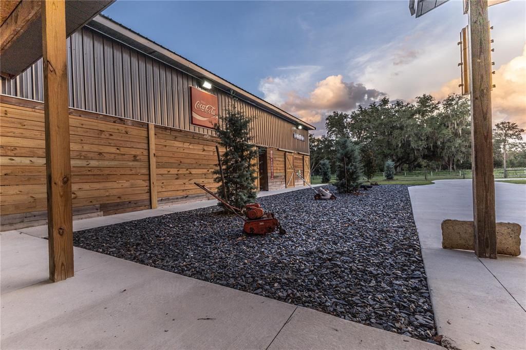 For Sale: $825,000 (15.00 acres)