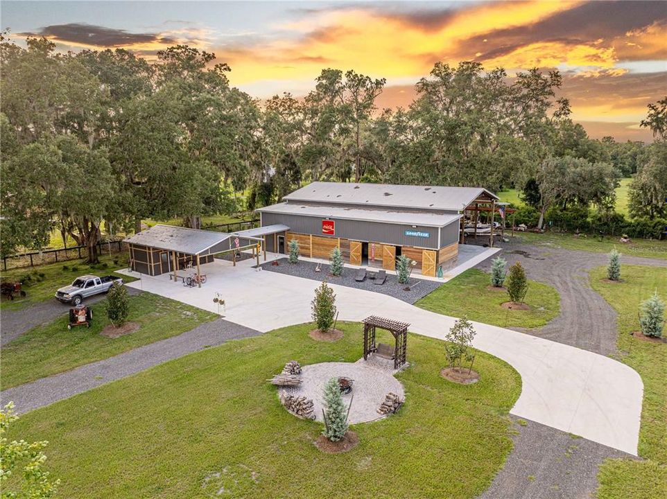 For Sale: $825,000 (15.00 acres)