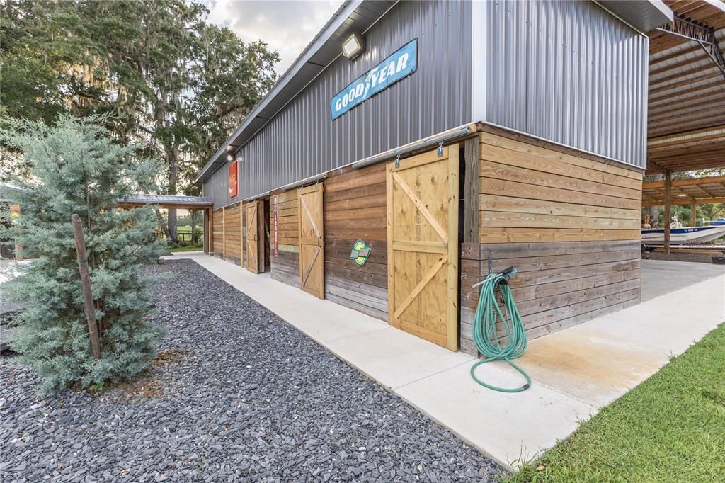 For Sale: $825,000 (15.00 acres)