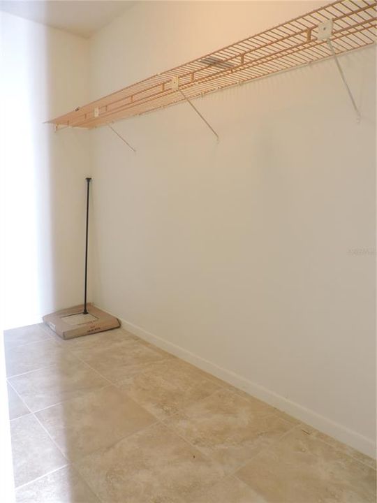 For Sale: $84,900 (2 beds, 2 baths, 1085 Square Feet)