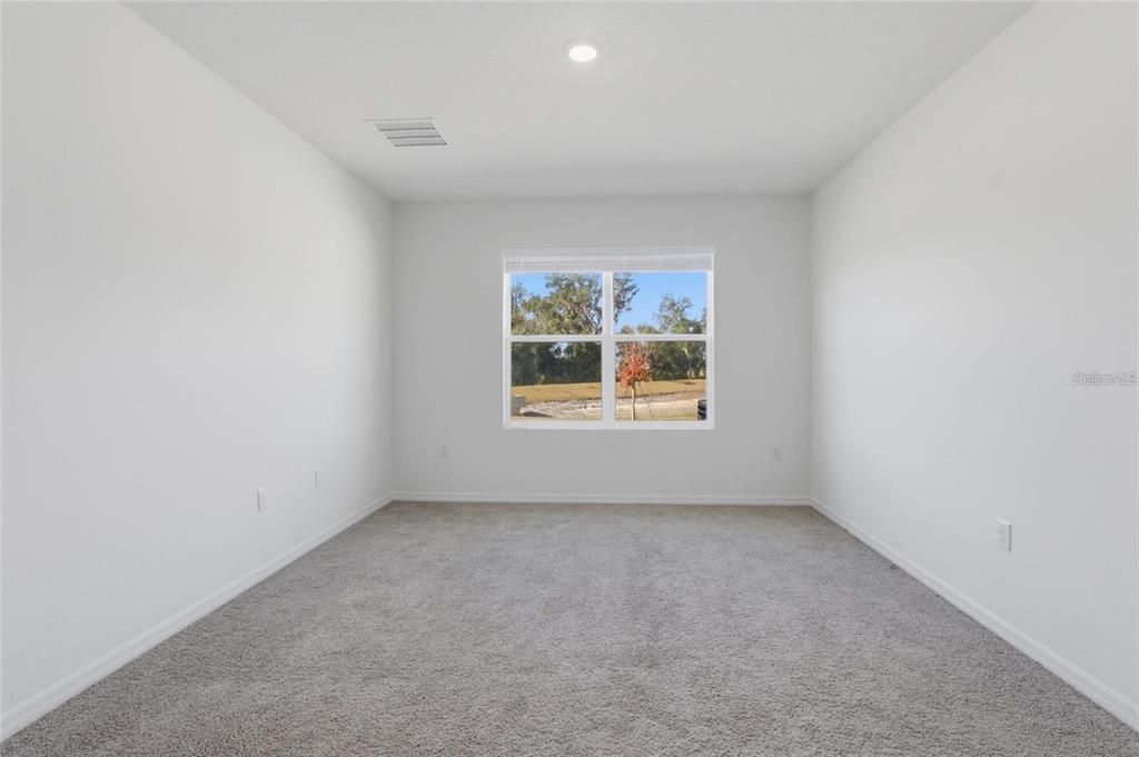 En Venta: $399,000 (4 camas, 2 baños, 1828 Pies cuadrados)