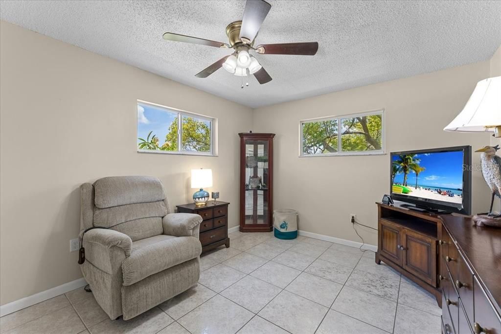 For Sale: $574,900 (3 beds, 2 baths, 1769 Square Feet)