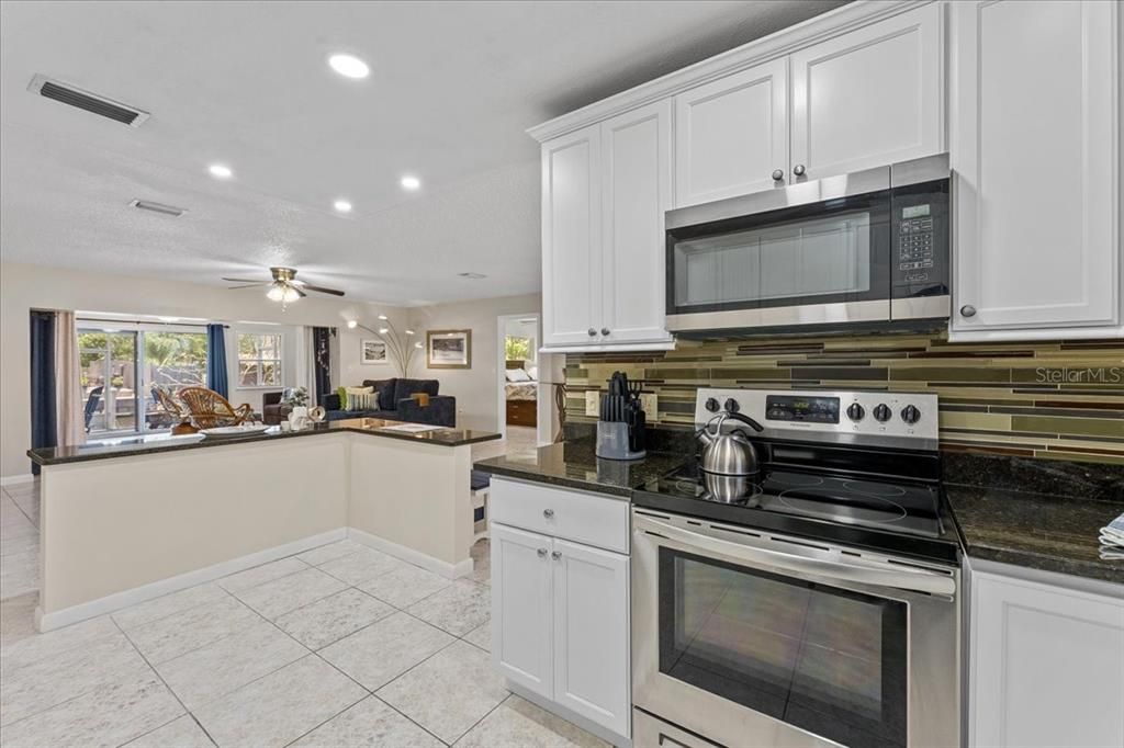 For Sale: $574,900 (3 beds, 2 baths, 1769 Square Feet)