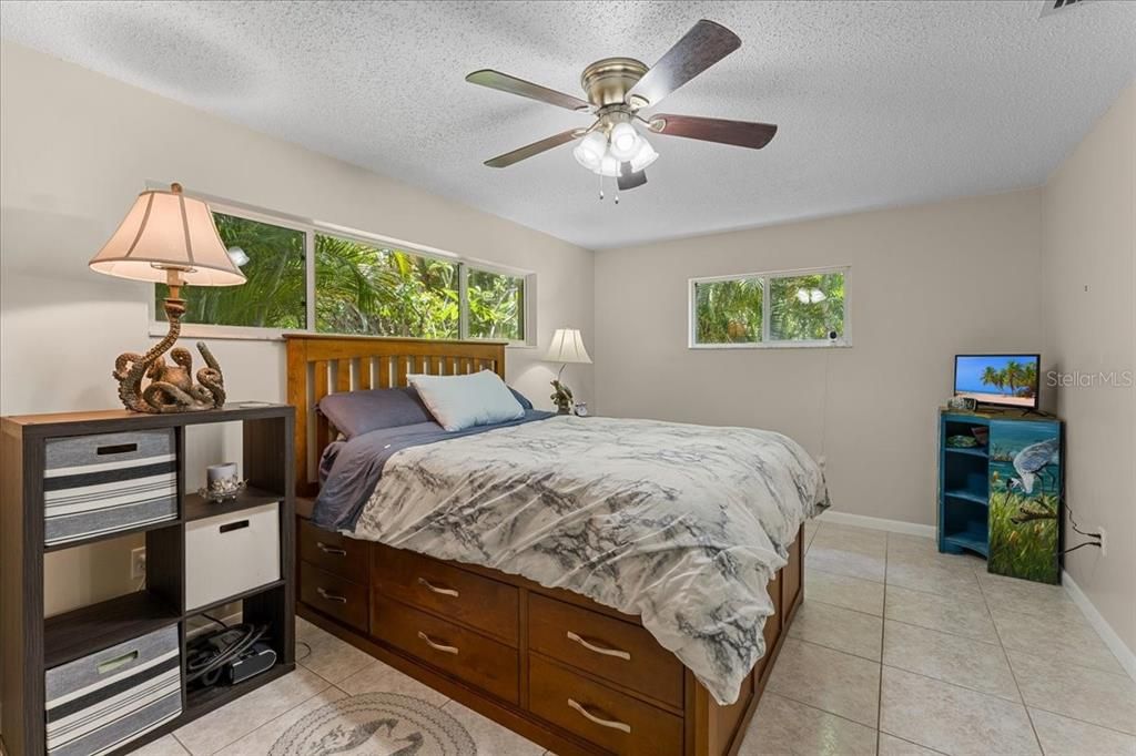 For Sale: $574,900 (3 beds, 2 baths, 1769 Square Feet)