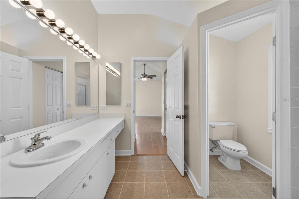 For Sale: $499,000 (3 beds, 2 baths, 1570 Square Feet)