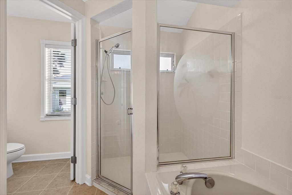 For Sale: $499,000 (3 beds, 2 baths, 1570 Square Feet)