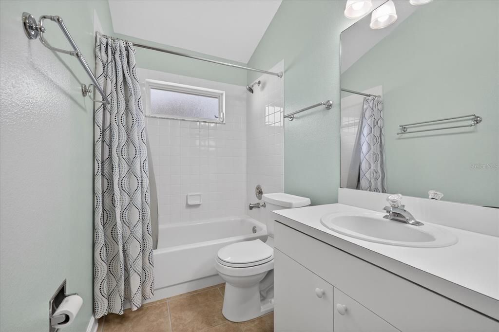 For Sale: $499,000 (3 beds, 2 baths, 1570 Square Feet)