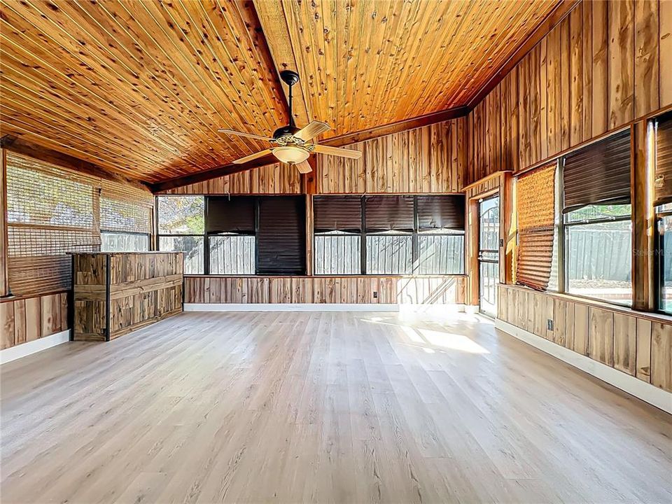 For Rent: $2,950 (3 beds, 2 baths, 1770 Square Feet)