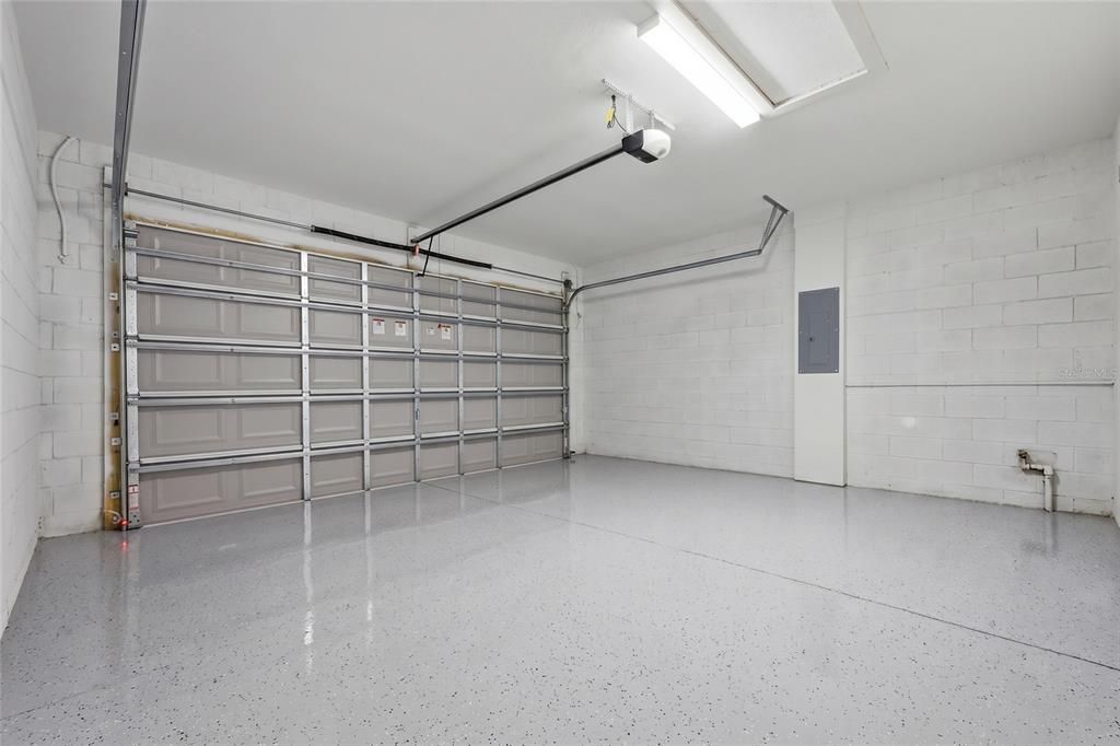 En Venta: $369,999 (4 camas, 3 baños, 1892 Pies cuadrados)