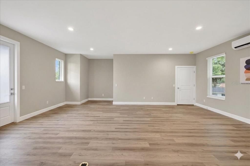 For Sale: $1,300,000 (4 beds, 3 baths, 2926 Square Feet)