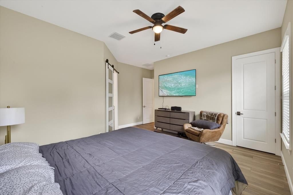 For Sale: $1,300,000 (4 beds, 3 baths, 2926 Square Feet)