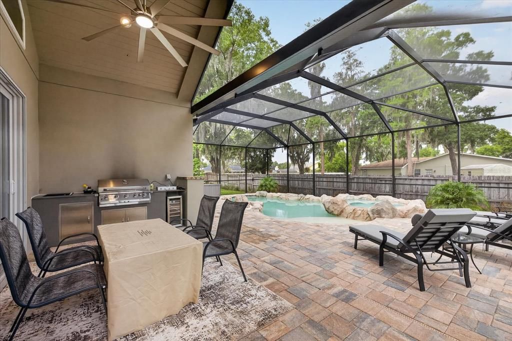 For Sale: $1,300,000 (4 beds, 3 baths, 2926 Square Feet)