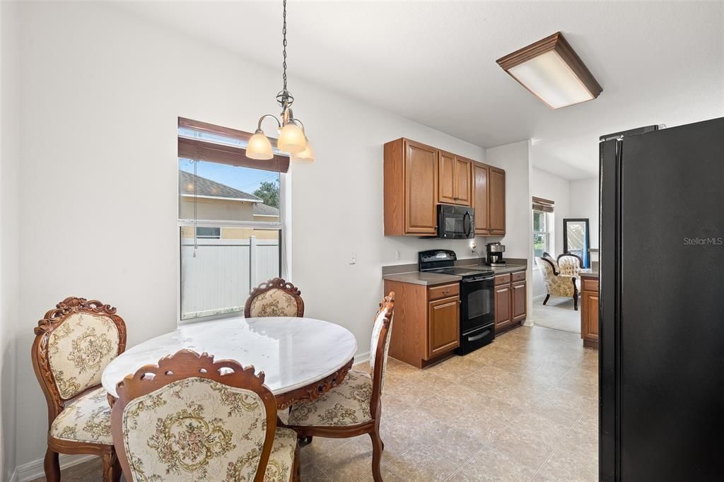 For Sale: $335,000 (4 beds, 2 baths, 1855 Square Feet)