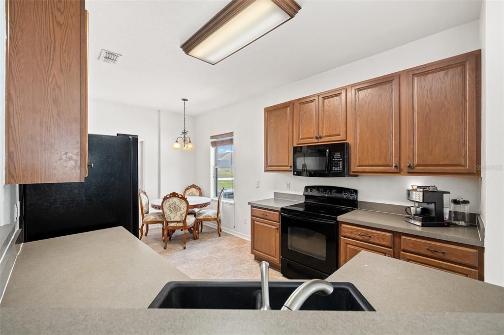 For Sale: $335,000 (4 beds, 2 baths, 1855 Square Feet)