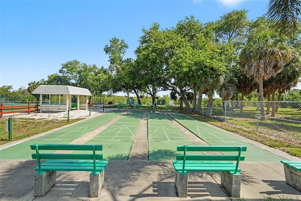 For Sale: $239,000 (2 beds, 2 baths, 1180 Square Feet)
