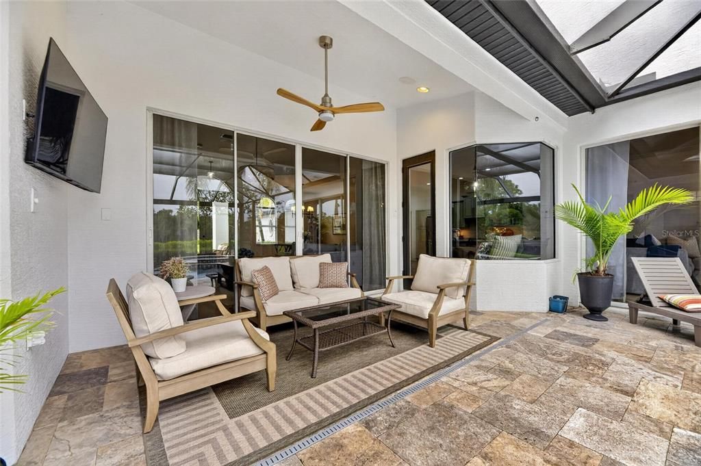 Activo con contrato: $1,350,000 (4 camas, 4 baños, 3738 Pies cuadrados)