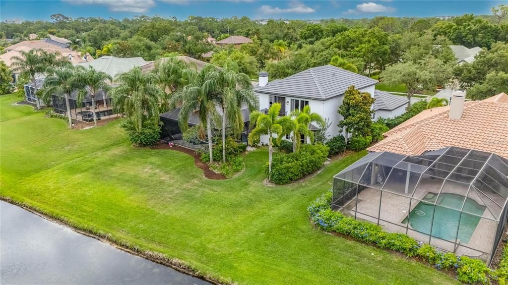 Activo con contrato: $1,350,000 (4 camas, 4 baños, 3738 Pies cuadrados)