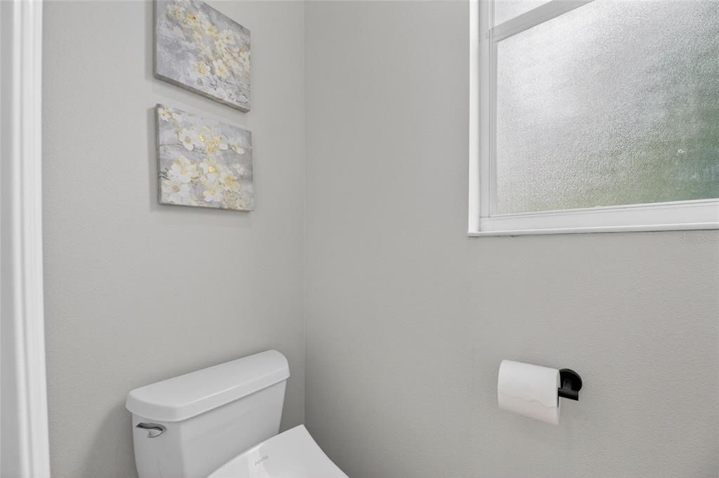 Activo con contrato: $1,350,000 (4 camas, 4 baños, 3738 Pies cuadrados)