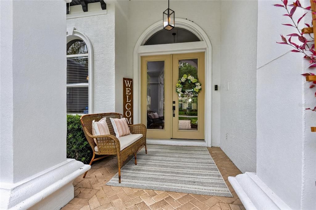 Activo con contrato: $1,350,000 (4 camas, 4 baños, 3738 Pies cuadrados)
