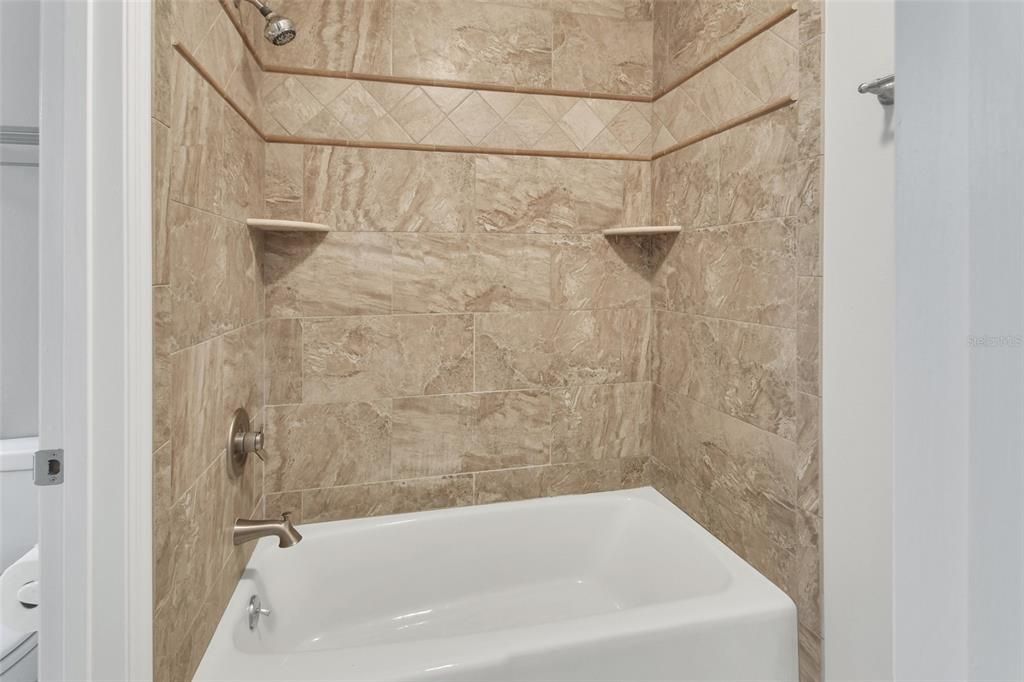 For Sale: $279,900 (3 beds, 2 baths, 1837 Square Feet)