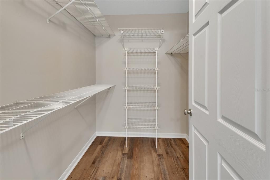 For Sale: $279,900 (3 beds, 2 baths, 1837 Square Feet)