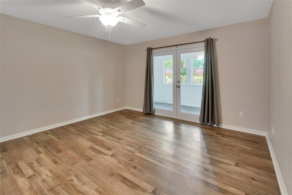 For Sale: $279,900 (3 beds, 2 baths, 1837 Square Feet)