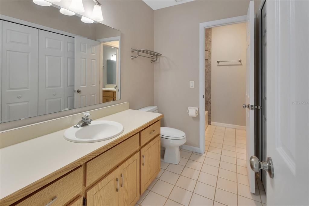 For Sale: $279,900 (3 beds, 2 baths, 1837 Square Feet)
