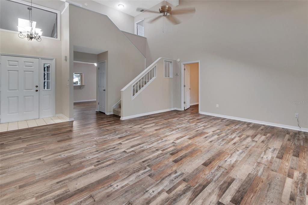 For Sale: $279,900 (3 beds, 2 baths, 1837 Square Feet)