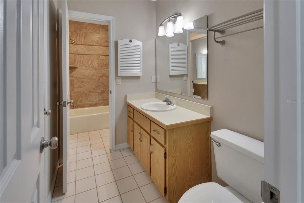 For Sale: $279,900 (3 beds, 2 baths, 1837 Square Feet)
