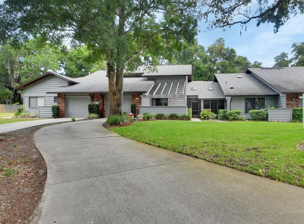 For Sale: $279,900 (3 beds, 2 baths, 1837 Square Feet)