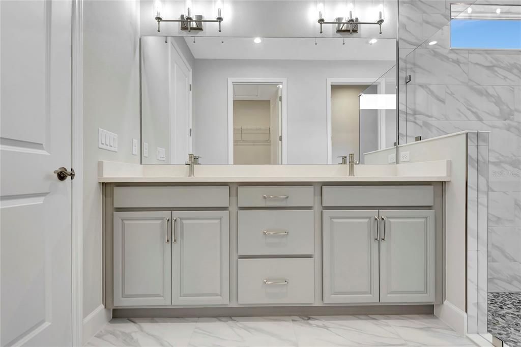For Sale: $394,990 (2 beds, 2 baths, 1434 Square Feet)