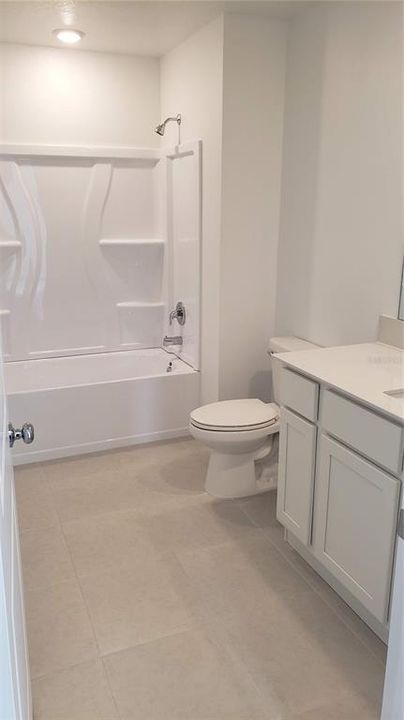В аренду: $2,600 (5 спален, 2 ванн, 2112 Квадратных фут)