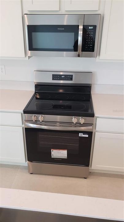 В аренду: $2,600 (5 спален, 2 ванн, 2112 Квадратных фут)