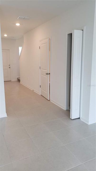 В аренду: $2,600 (5 спален, 2 ванн, 2112 Квадратных фут)