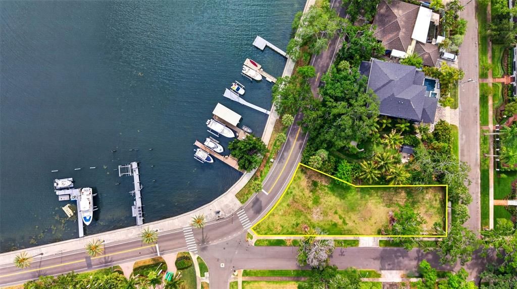 For Sale: $2,500,000 (0.33 acres)