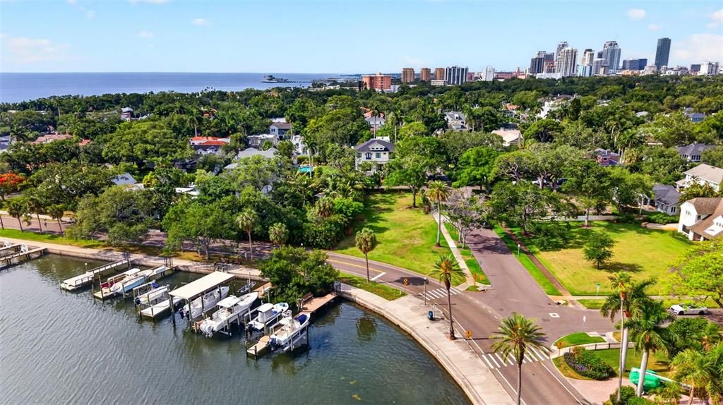 For Sale: $2,500,000 (0.33 acres)