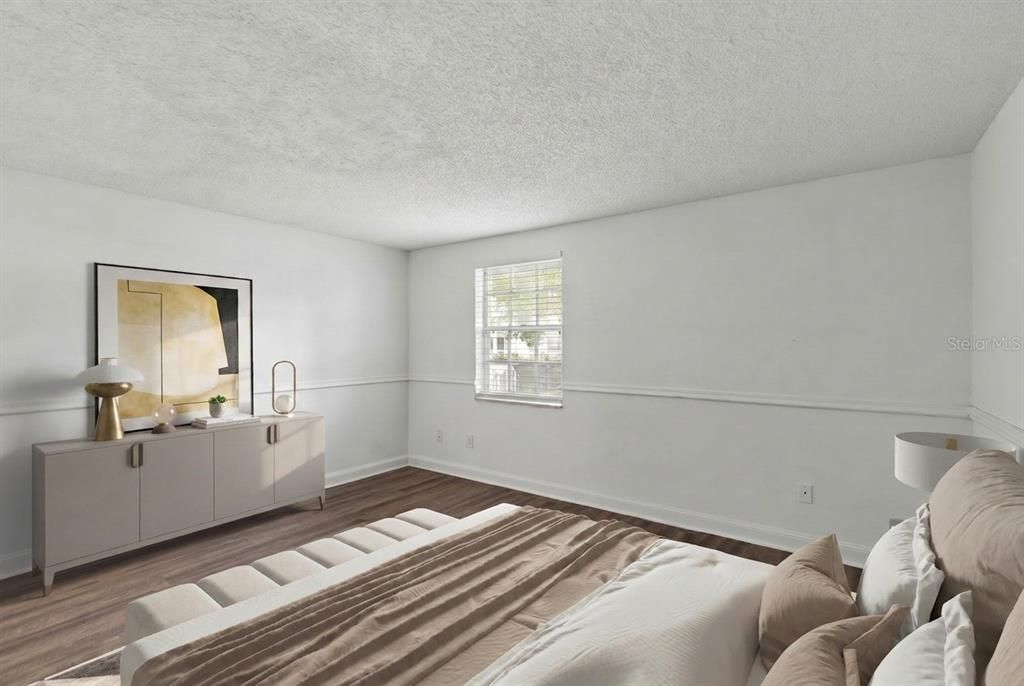 For Sale: $240,000 (2 beds, 1 baths, 1020 Square Feet)