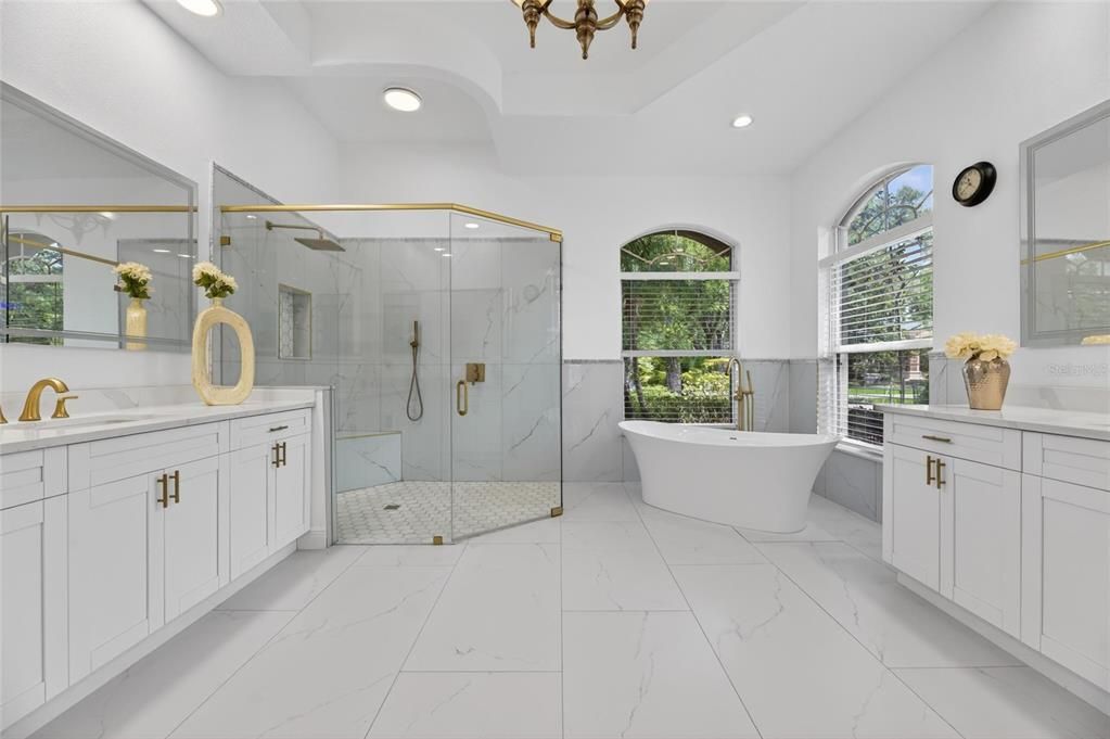 En Venta: $1,645,000 (4 camas, 3 baños, 4249 Pies cuadrados)