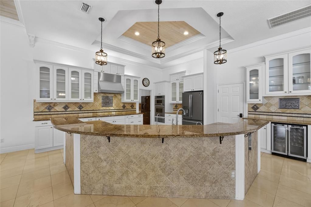 En Venta: $1,645,000 (4 camas, 3 baños, 4249 Pies cuadrados)