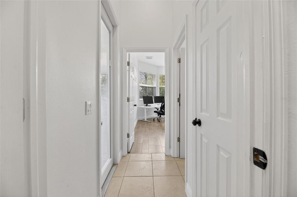 En Venta: $1,645,000 (4 camas, 3 baños, 4249 Pies cuadrados)