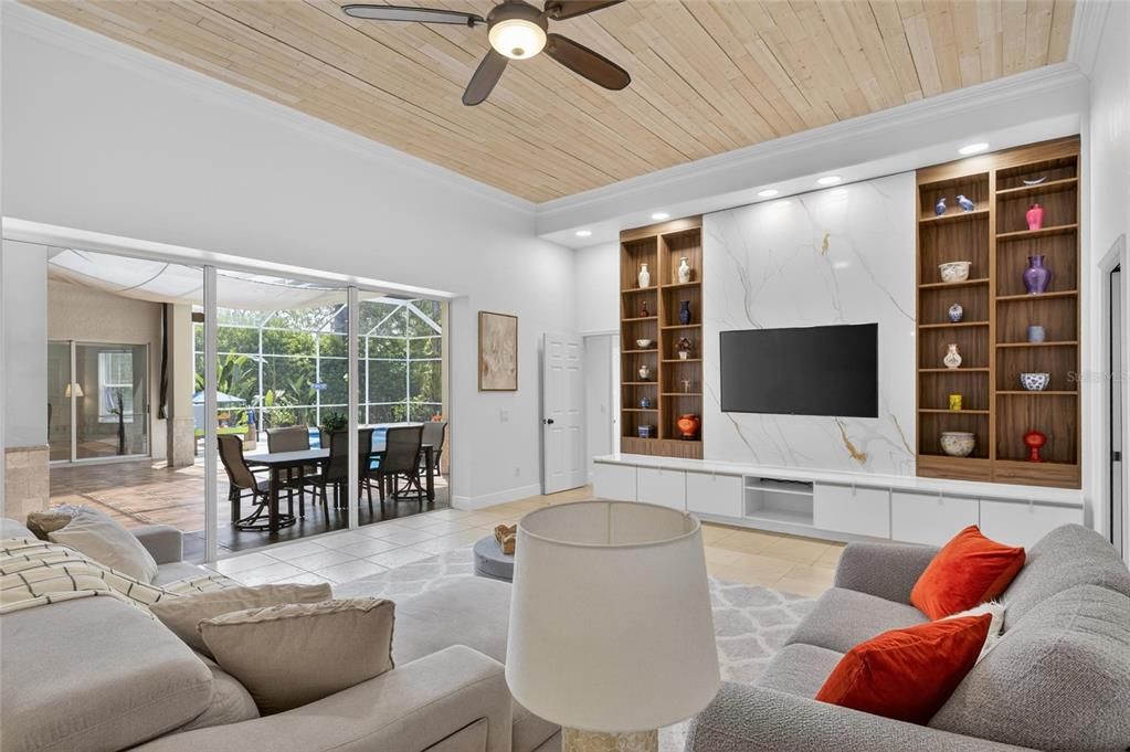 En Venta: $1,645,000 (4 camas, 3 baños, 4249 Pies cuadrados)