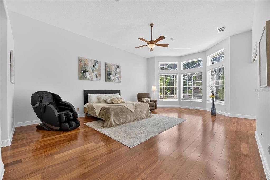 En Venta: $1,645,000 (4 camas, 3 baños, 4249 Pies cuadrados)
