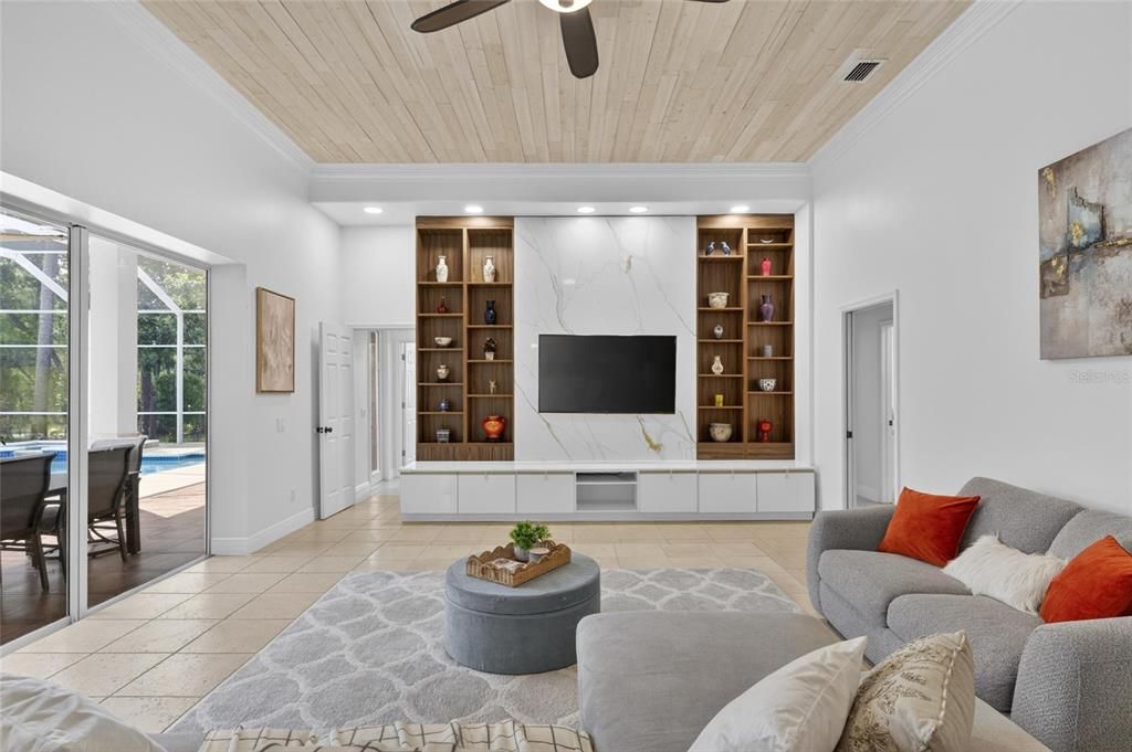 En Venta: $1,645,000 (4 camas, 3 baños, 4249 Pies cuadrados)