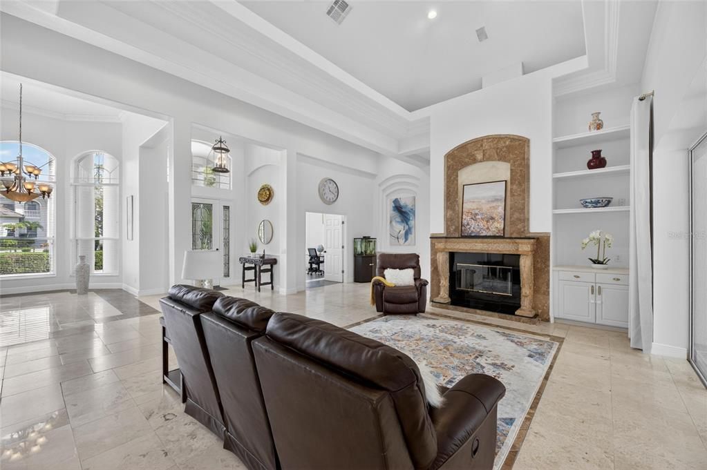 En Venta: $1,645,000 (4 camas, 3 baños, 4249 Pies cuadrados)