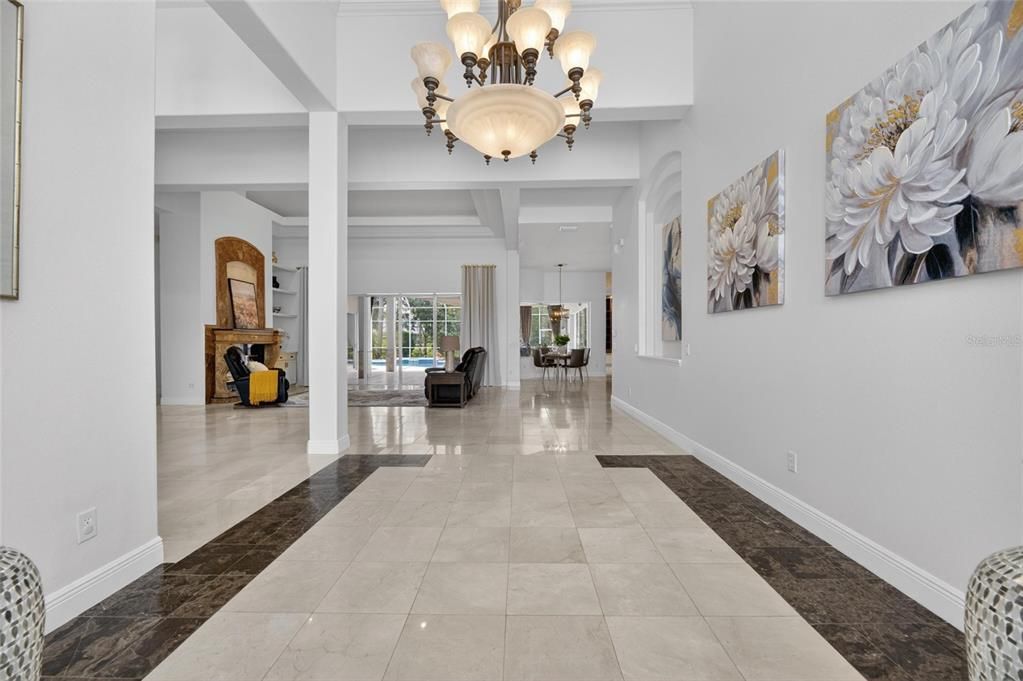 En Venta: $1,645,000 (4 camas, 3 baños, 4249 Pies cuadrados)
