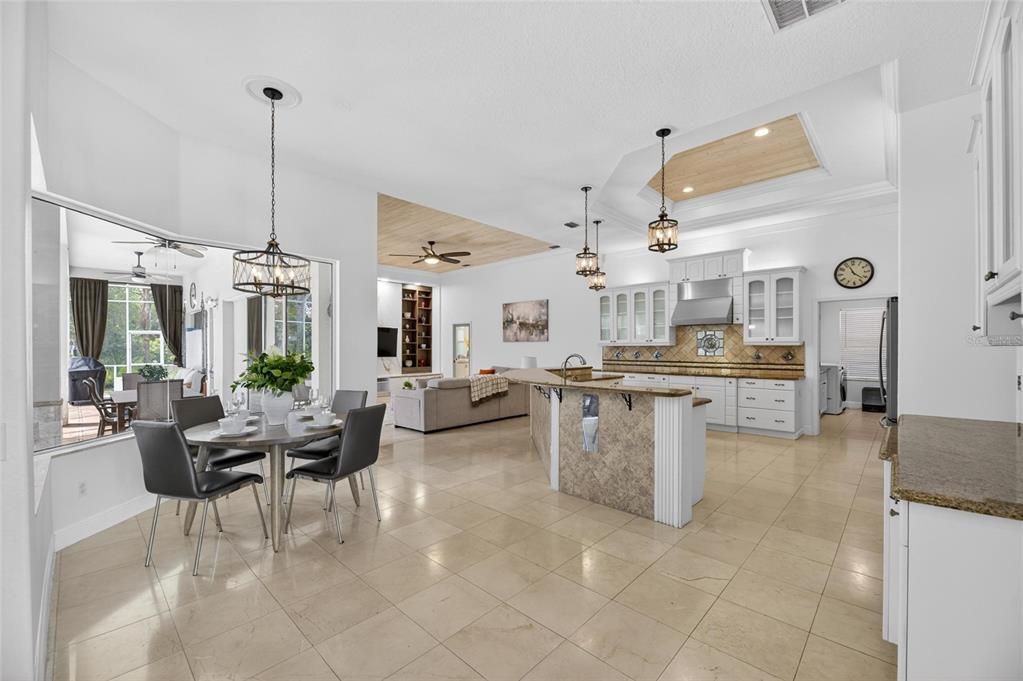 En Venta: $1,645,000 (4 camas, 3 baños, 4249 Pies cuadrados)