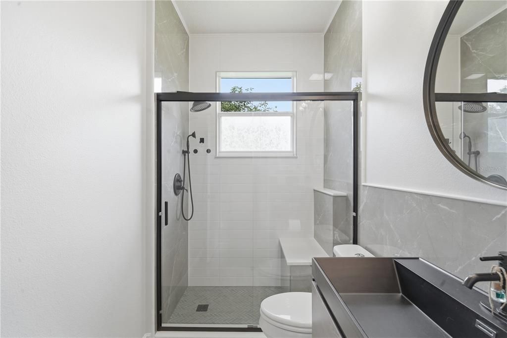 For Sale: $550,000 (4 beds, 3 baths, 3079 Square Feet)